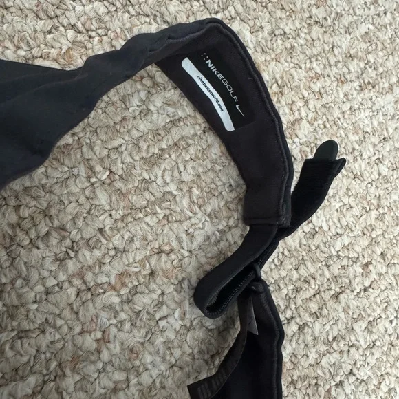 Nike Kids Black and White Visor - Picture 2 of 4